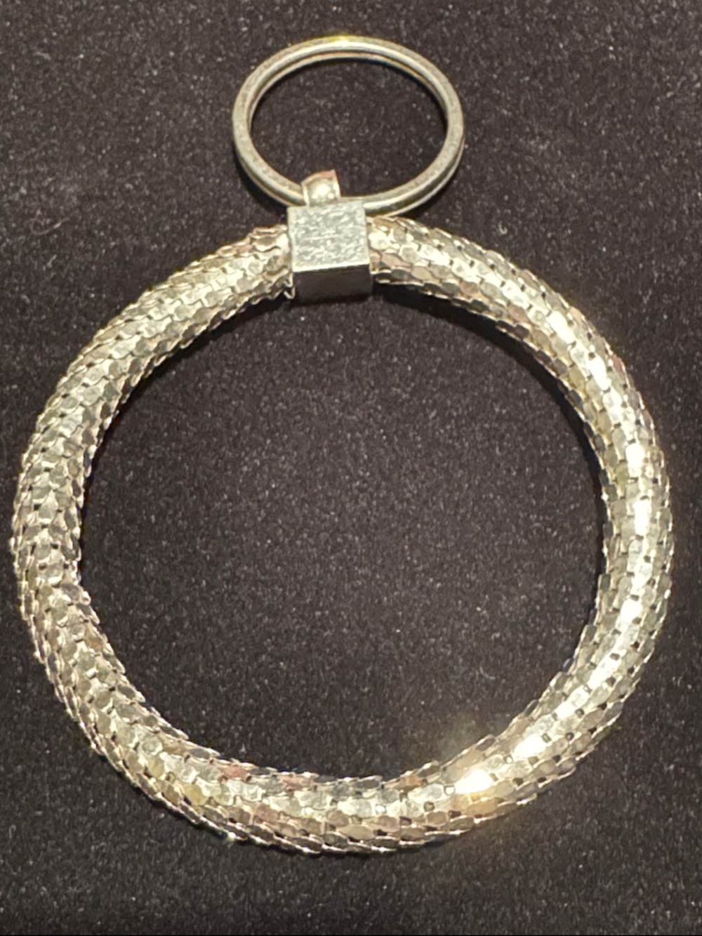 Vintage mesh metal bracelet keychain